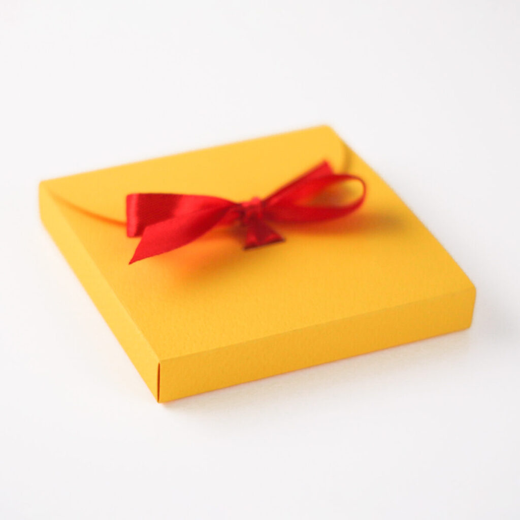 Bow-Tie Folder Box Custom Template Maker | SVG DXF PDF PNG